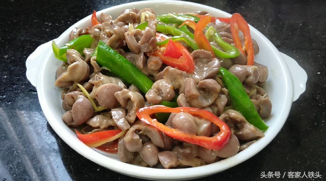 小炒菜好吃有诀窍，学会这一个炒法，出锅香过外面饭店的，真香！