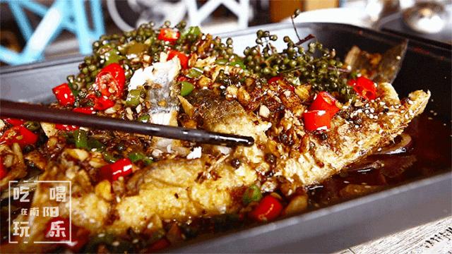 爆！光武路这家店用活鱼下锅！一口鲜到爆炸！吃完简直要犯罪！