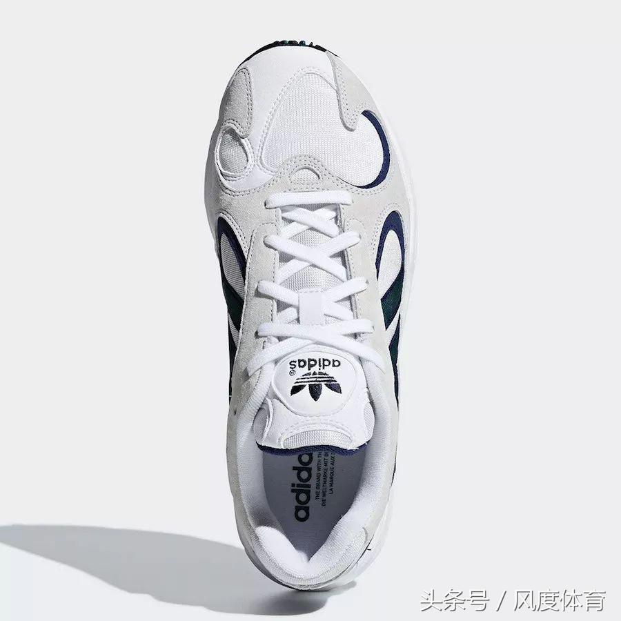 在家里改造一个海洋球馆,在家里布置篮球场