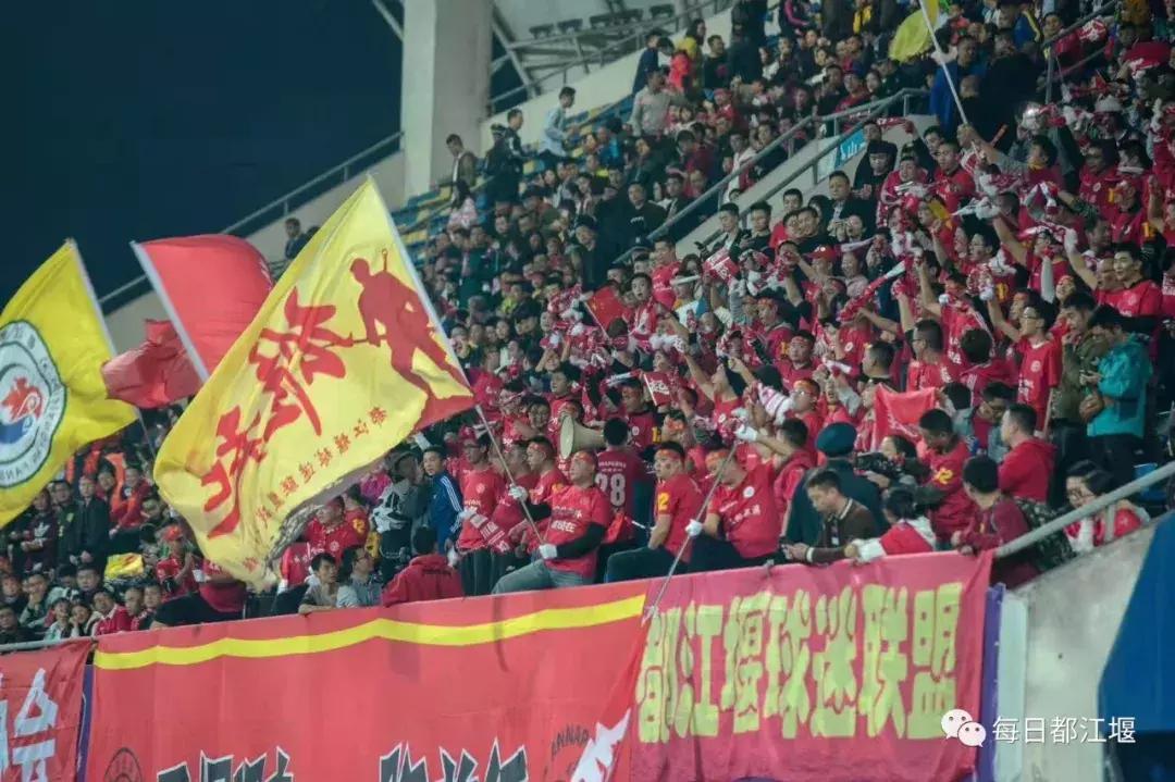 因为一座城爱上一支球队,因为一支球队爱上一座城市