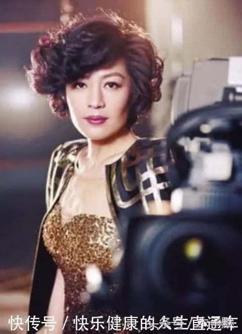 李咏去世哈文发表文章,李咏离世4年了哈文的坚持