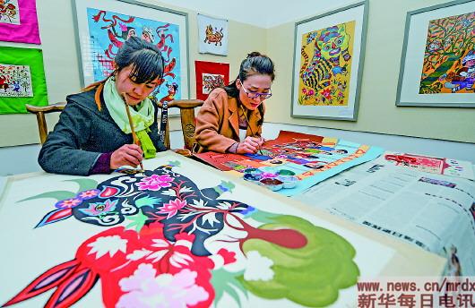 新华每日电讯｜踩着安塞腰鼓激昂的鼓点，伴着信天游高