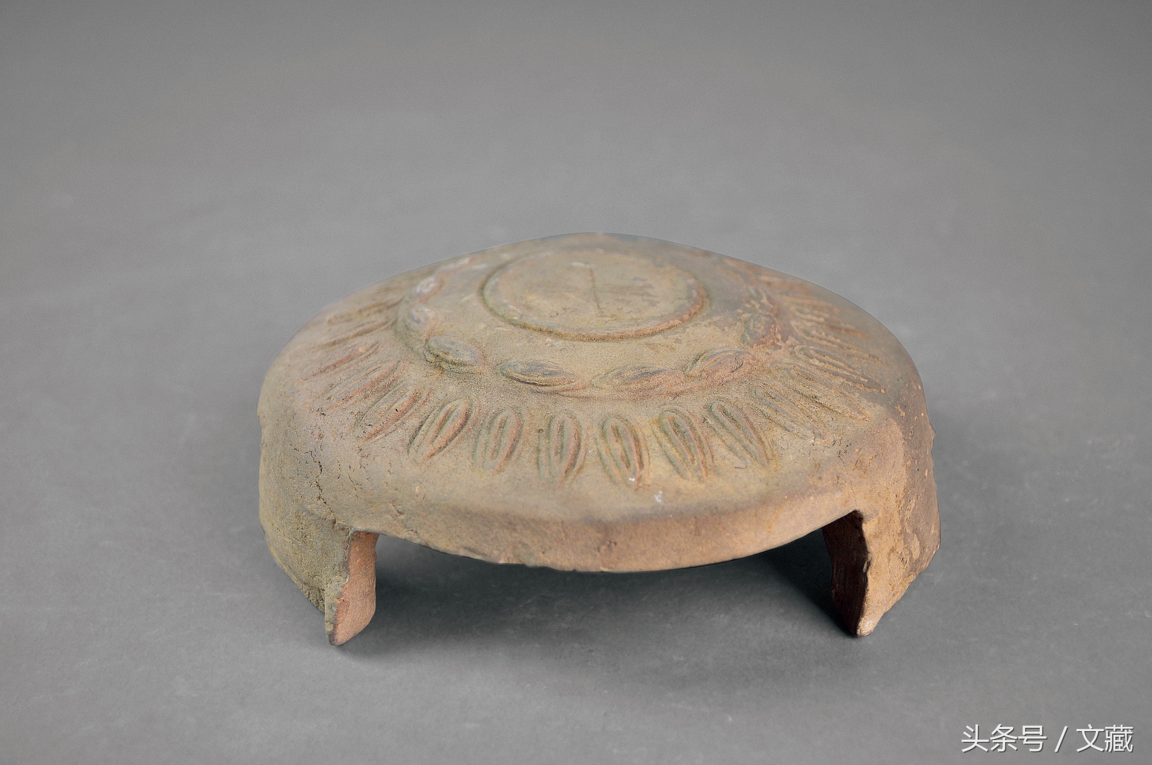 隐玉文房四宝中的其中一宝砚台,中国顶级文房四宝砚台