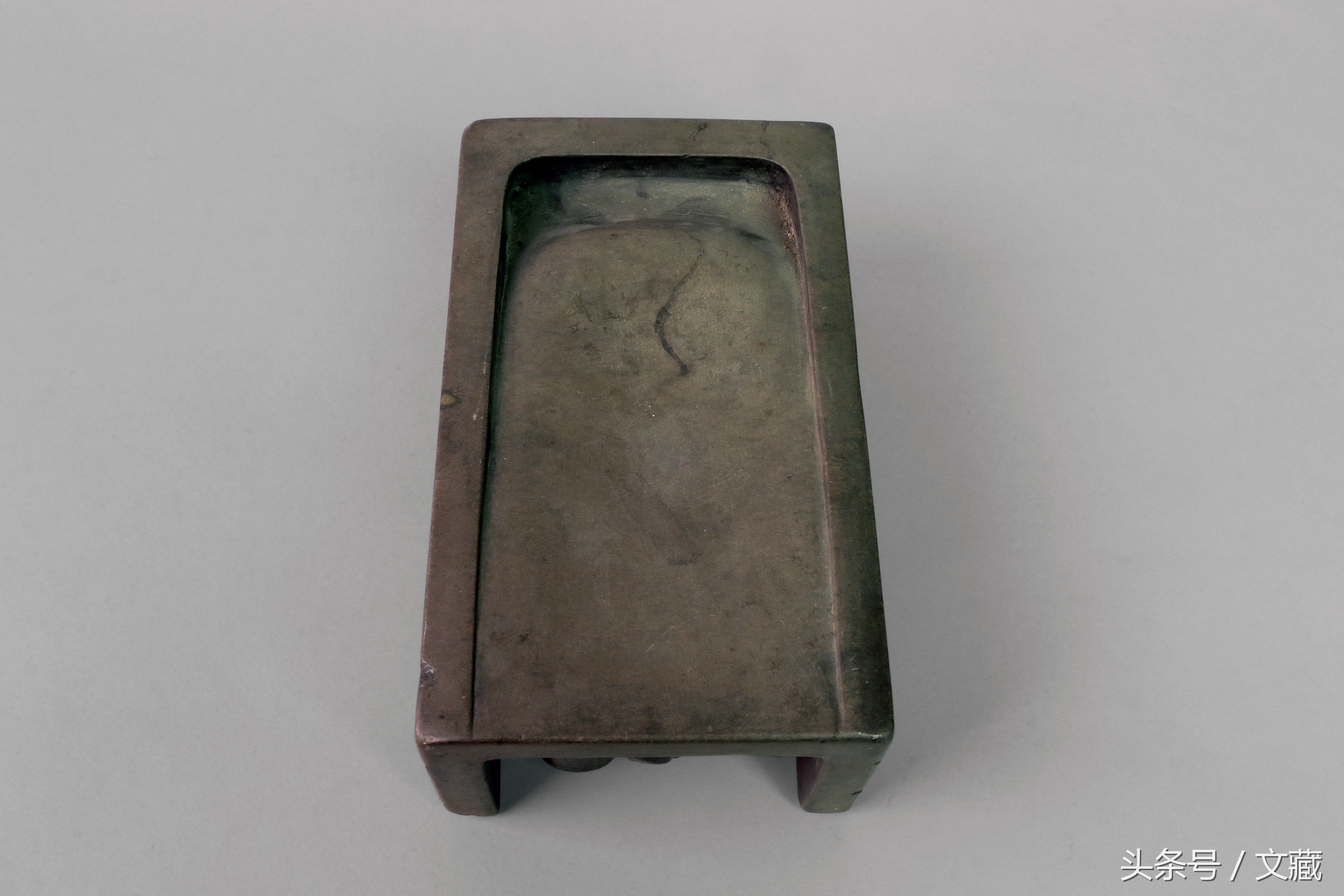 隐玉文房四宝中的其中一宝砚台,中国顶级文房四宝砚台