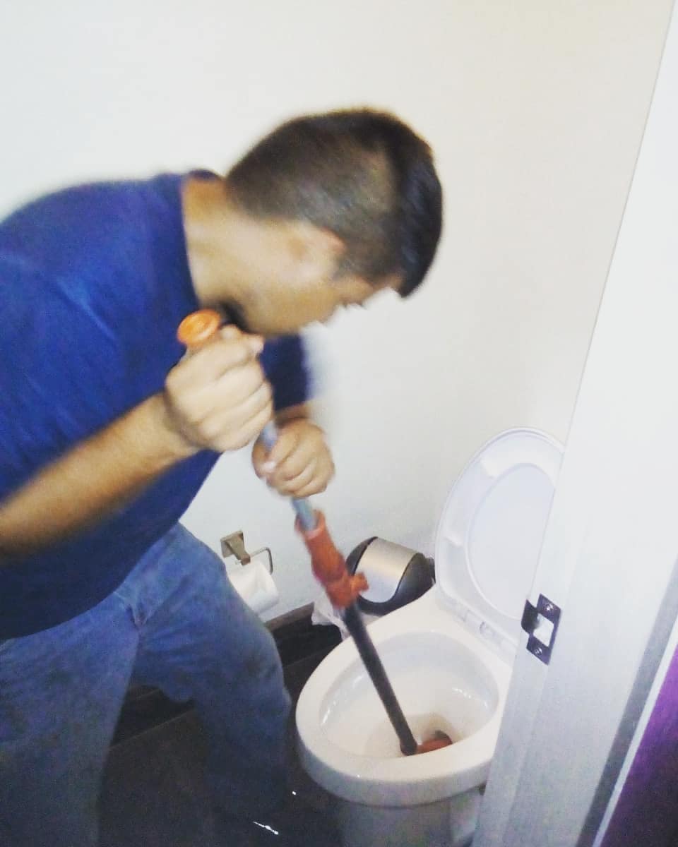 下水管道堵塞怎么办一招教你解决,厨卫下水堵塞怎么办