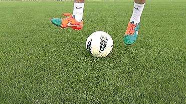 边路如何内切进攻,足球边路战术教学11人