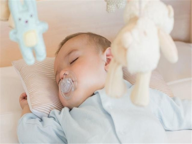 母乳冻奶真的有营养吗,背奶的母乳还能冷冻吗