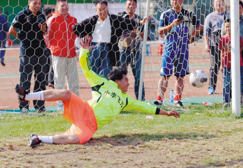 身高1米7门将,身高1米87打一历史人物