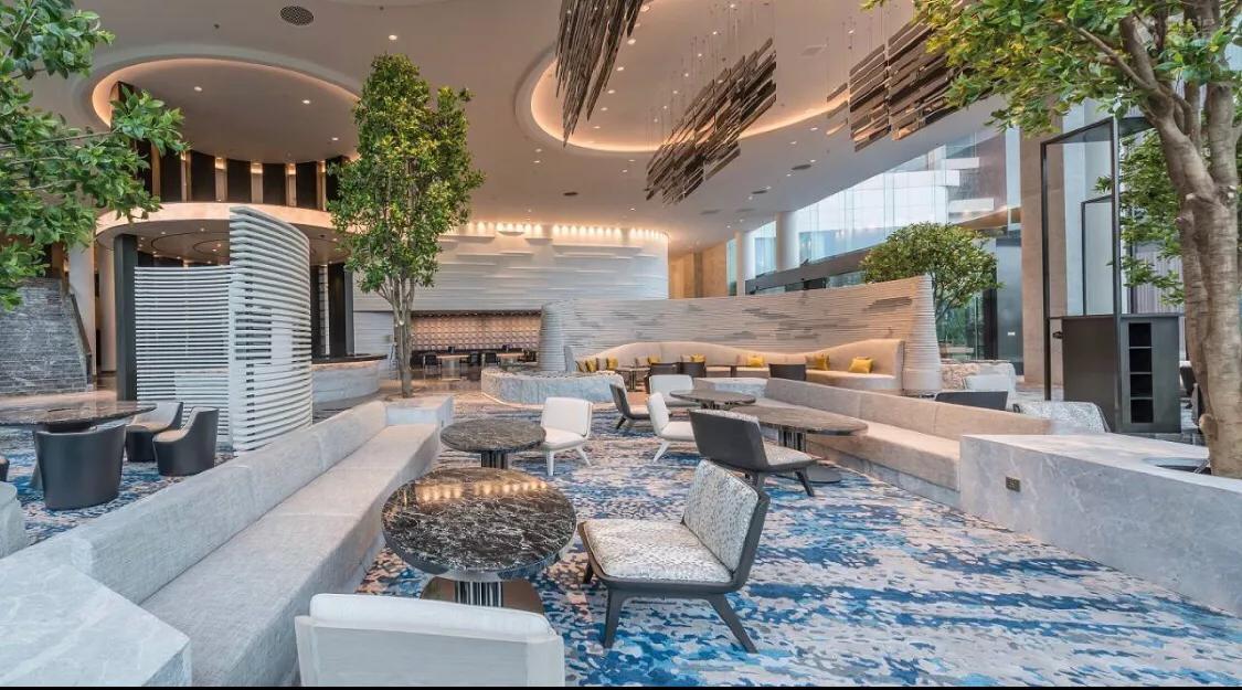 开始转型的万丽酒店焕然一新！时尚？炫酷？