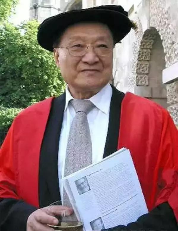 世间再无金大侠,射雕英雄成绝响!