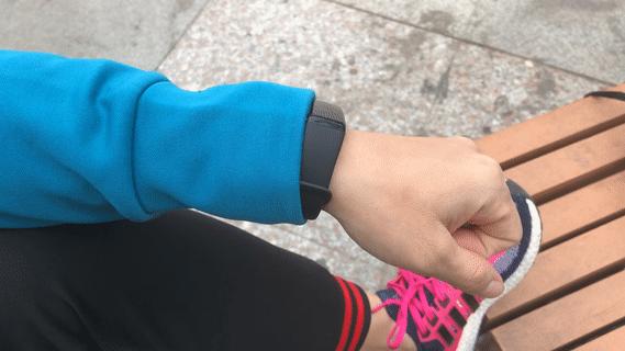 乐心手环5VS荣耀手环4：都说要搞定专业健身+购物？