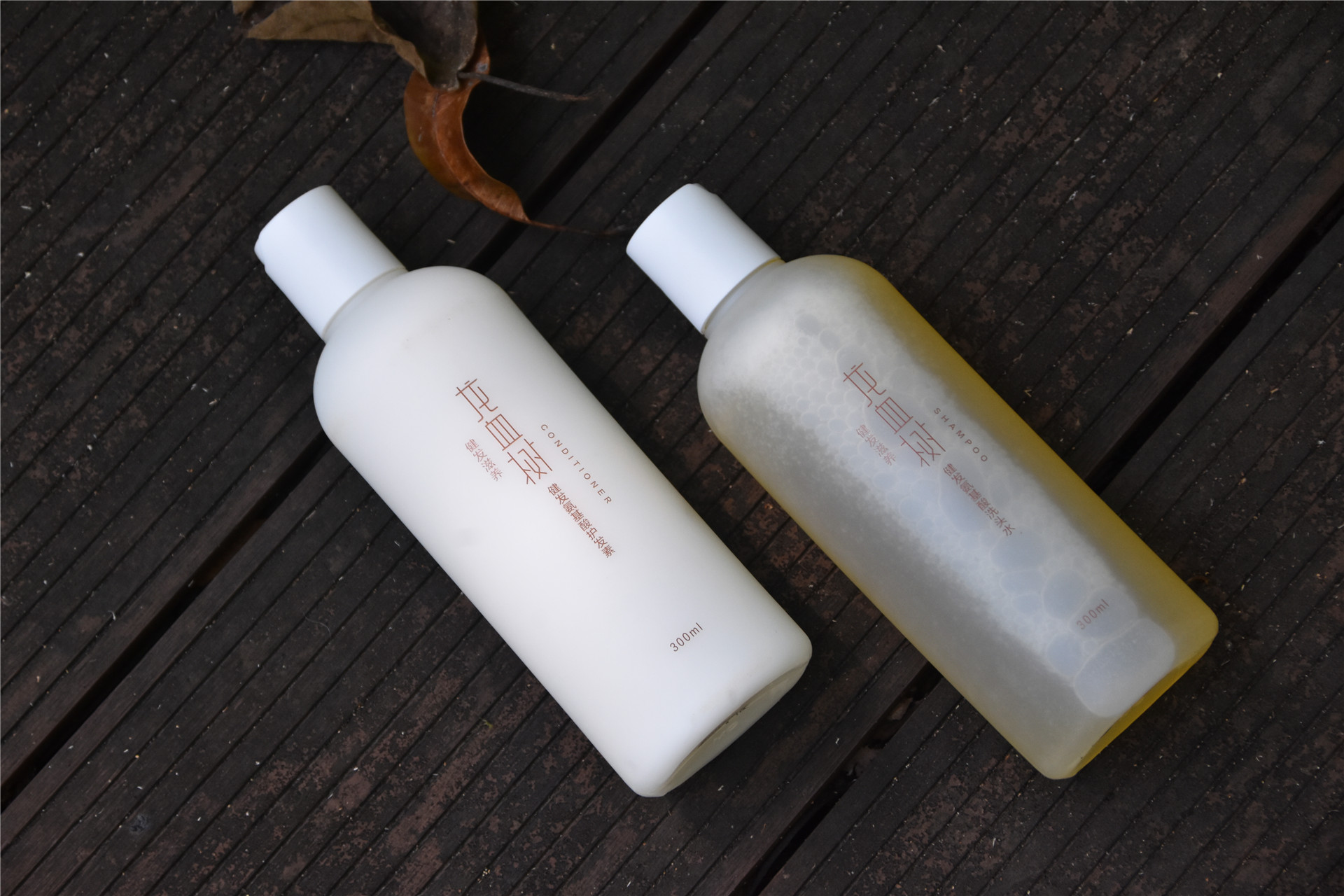 麒麟竭奢养精华液,麒麟竭提取物精华液