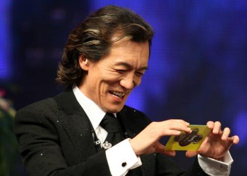 主持人李咏什么癌去世的,主持人李咏患癌去世