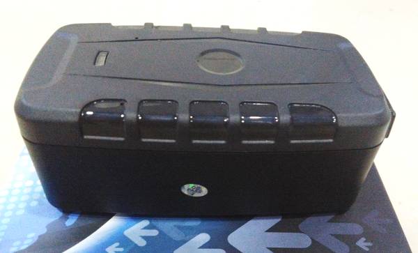 跟车定位追踪器,定位追踪器车用怎么用