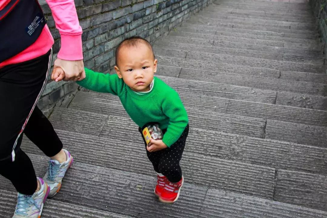 娴欐睙鍙板窞瀹濊棌鐢峰,鍙板窞瀹濊棌鐢风敓