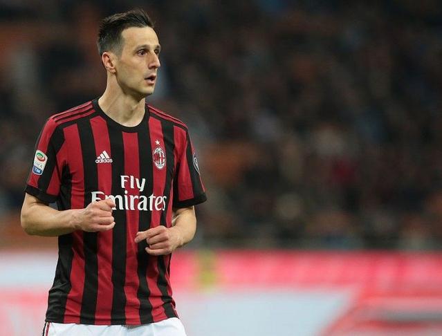 国际足坛十大永久禁赛,世界足坛十大因伤退役巨星