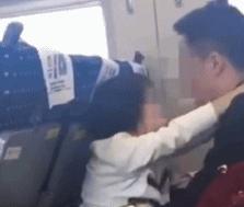 高铁上父亲疑似猥亵女儿：“爸爸”二字，不是你行恶的遮羞布
