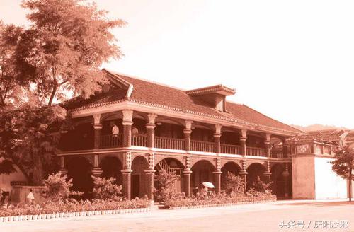 陈晋：遵义会议后毛*东泽**的领袖地位是怎样确立的