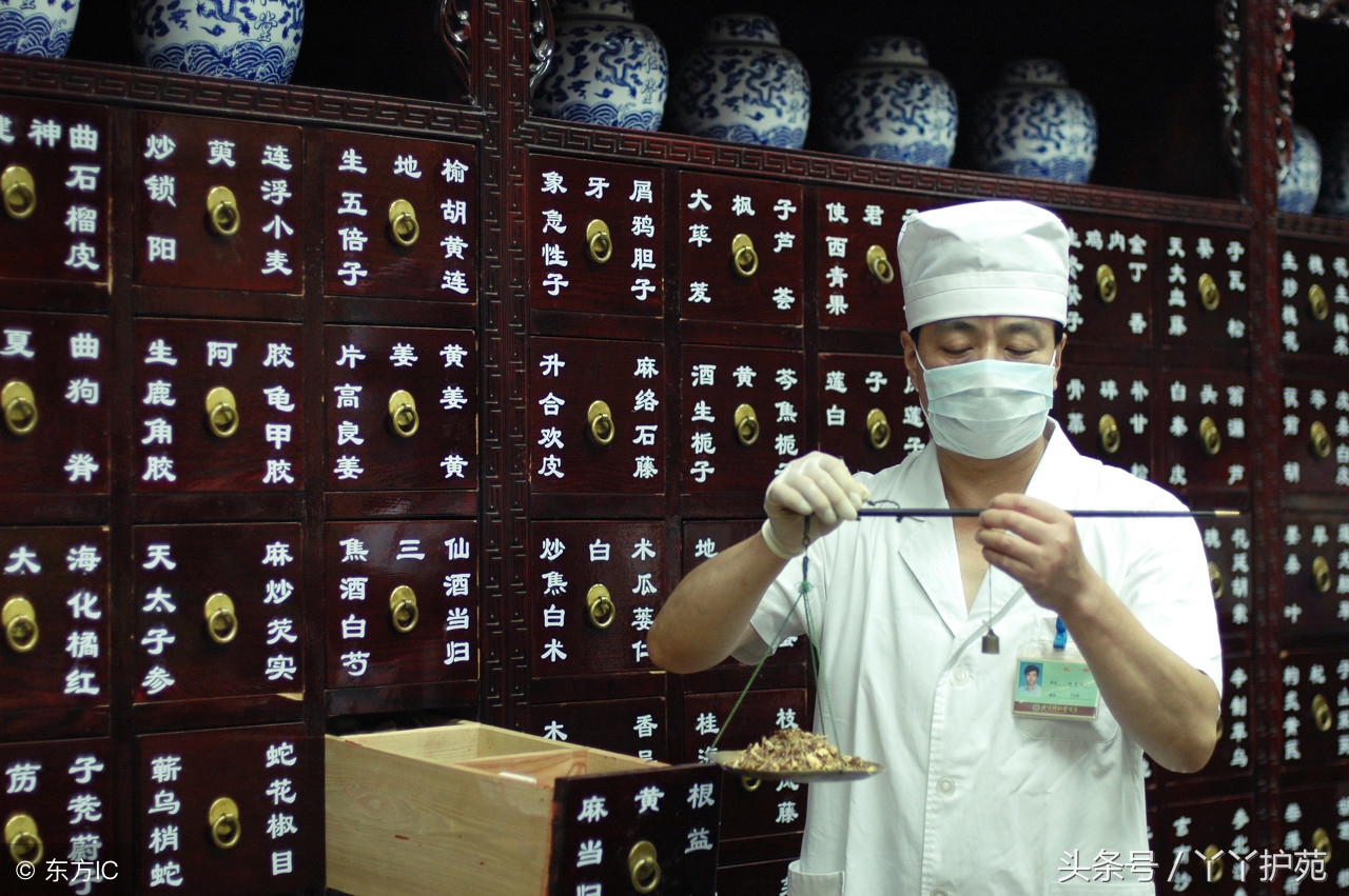 腰痛要警惕四种原因吃什么药好 (腰痛有几种症状分别怎么治疗)