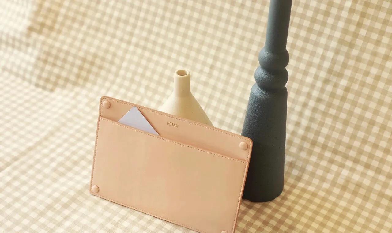 fendipeekaboo新款mini,fendipeekaboo鉴别真假