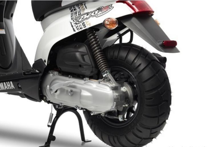 雅马哈adv踏板摩托车整车测评,雅马哈跨界踏板adv150