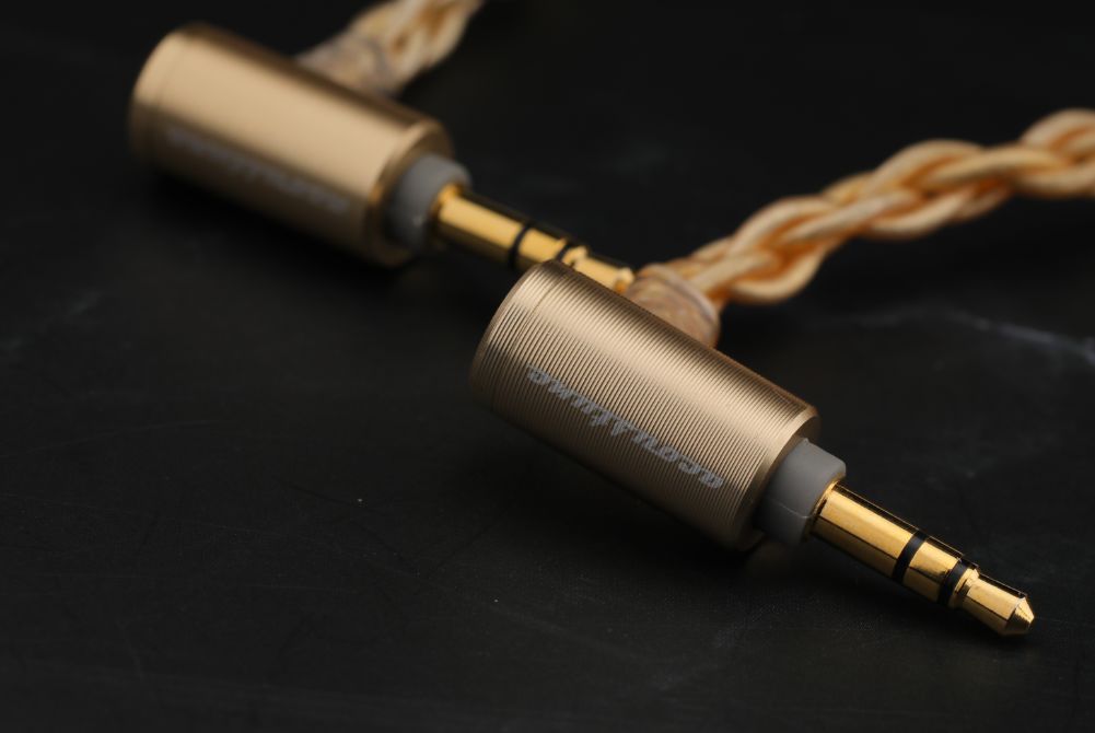 焕开箱丨冷门动圈日本AcoustuneHS1655CU1695Ti耳机两连开