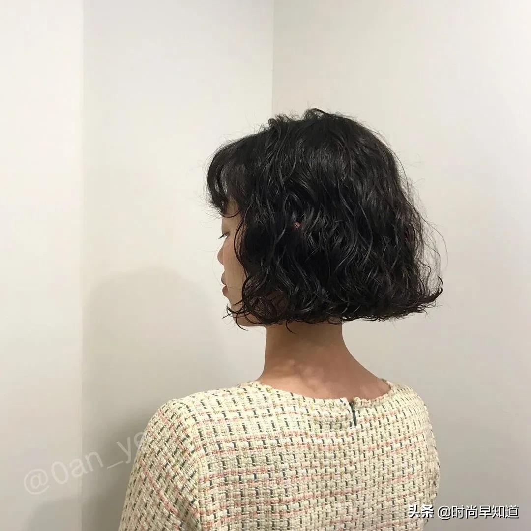 哪种烫发短发好看又不需打理,短发烫发要怎么打理比较好看