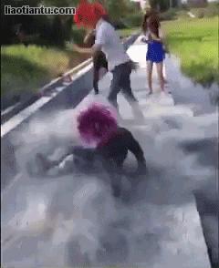 葬爱家族十年之约啥时候结束,葬爱家族十年之约已过强势回归