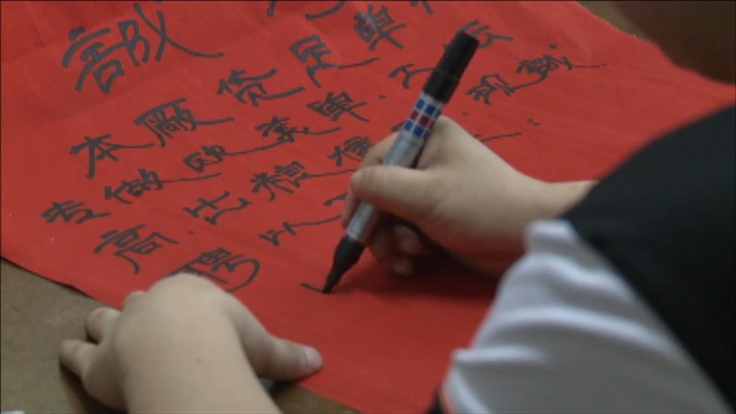 12年前的东莞制衣厂，一栋楼里17家工厂，1平米月租金10块