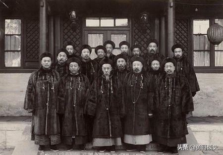 清朝正一品和超品官员,清朝正一品的官员