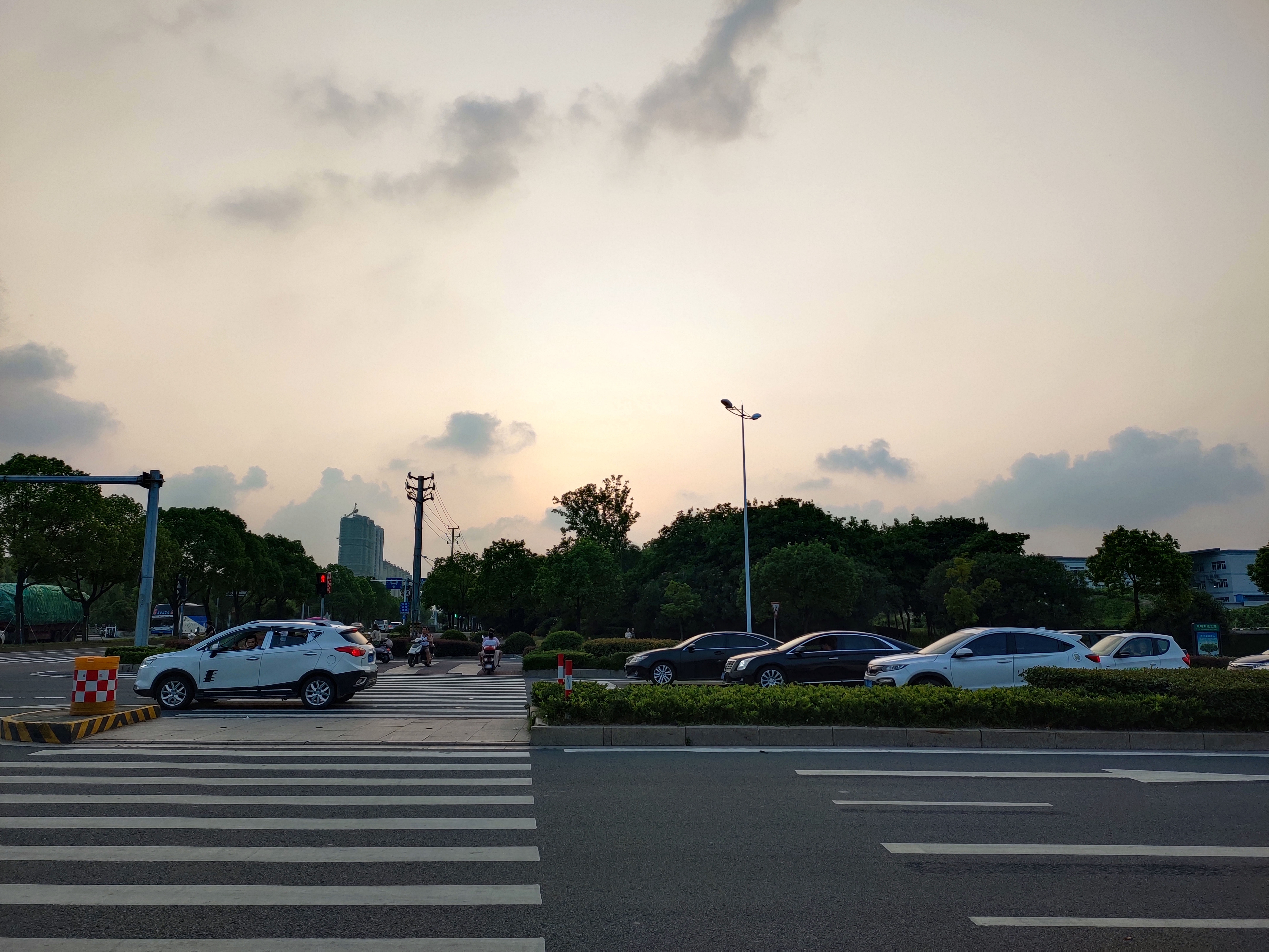 vivoz5价格为什么便宜,vivoz5值得入手吗