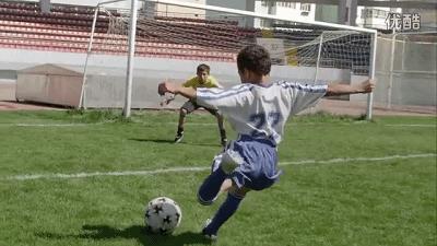 零关注，无评分，这部国产良心告诉你：没钱还谈球