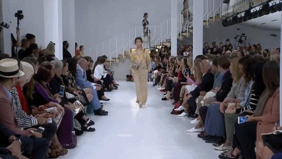 何穗奚梦瑶刘雯雎晓雯图片,刘雯雎晓雯何穗维密