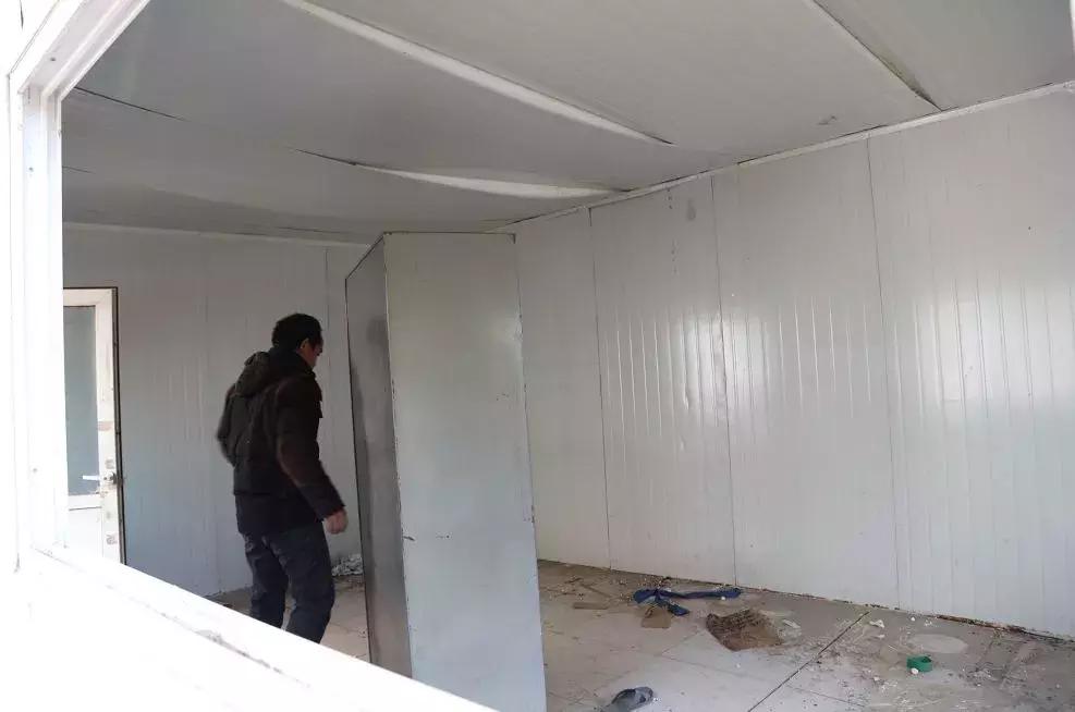 老旧小区提升改造临街墙面换新颜,老城改造再发力持续改善人居环境