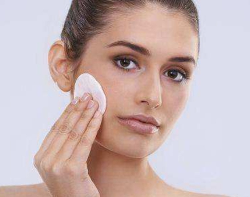 逆龄粉底液b10上脸发黄,皮肤暗沉发黄用什么颜色的粉底液