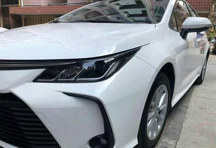 买卡罗拉好还是轩逸,卡罗拉对比轩逸哪个更适合家用