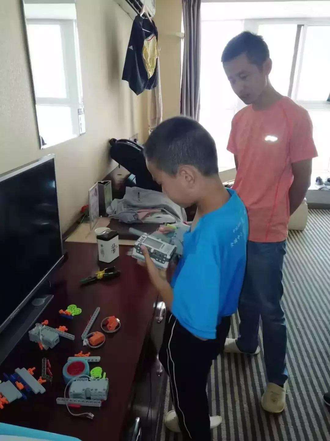 牛！义安区实小学生捧回了全国一等奖