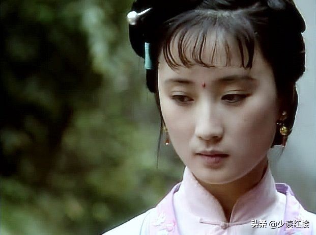 曹雪芹写红楼梦里关于梅花的诗词,红楼梦描写月亮的诗