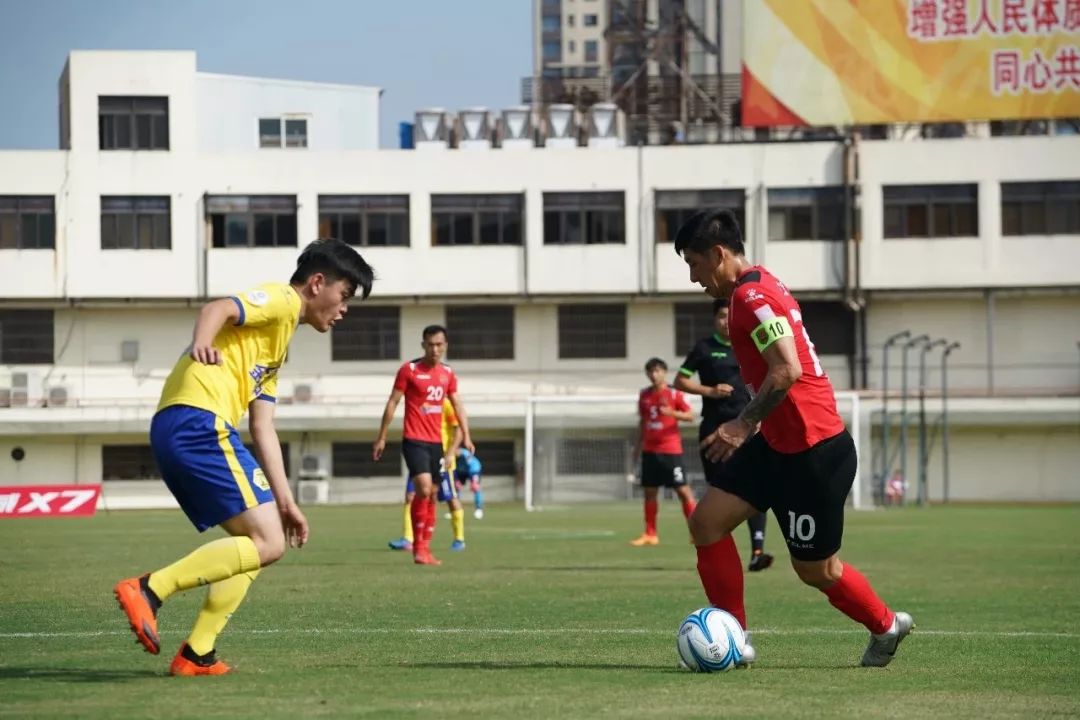 冲上中乙，是上海这家业余足球俱乐部成立十周年的最好礼物