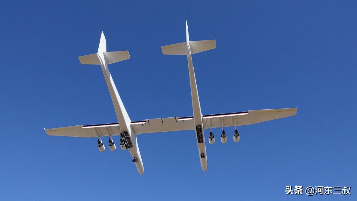 中国最大的飞机安225运输机,安225巨型运输机与普通飞机对比