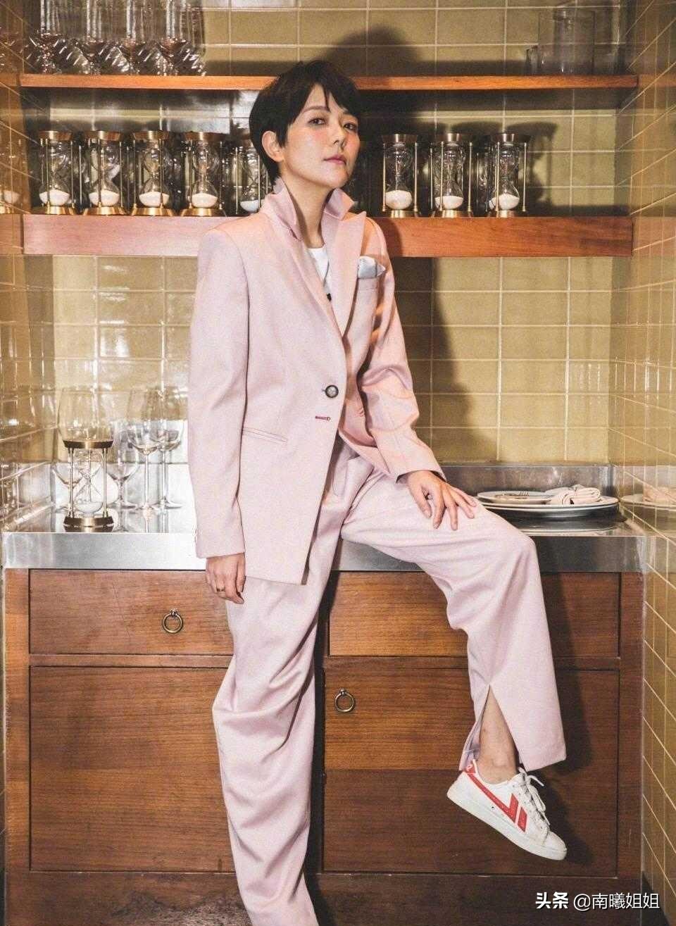 龚俊鞋回力,龚俊鞋子回力祥云款