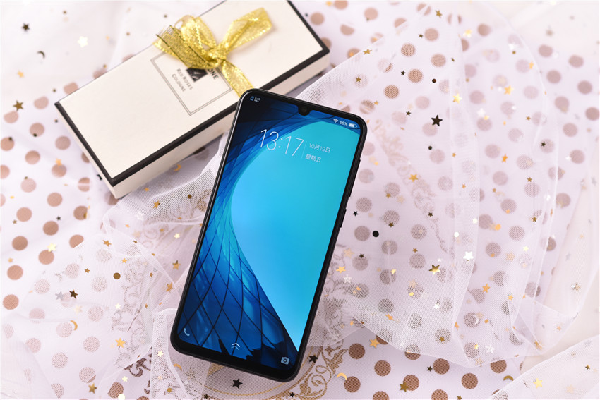 骁龙710手机vivo第一款全面屏,vivox27710处理器