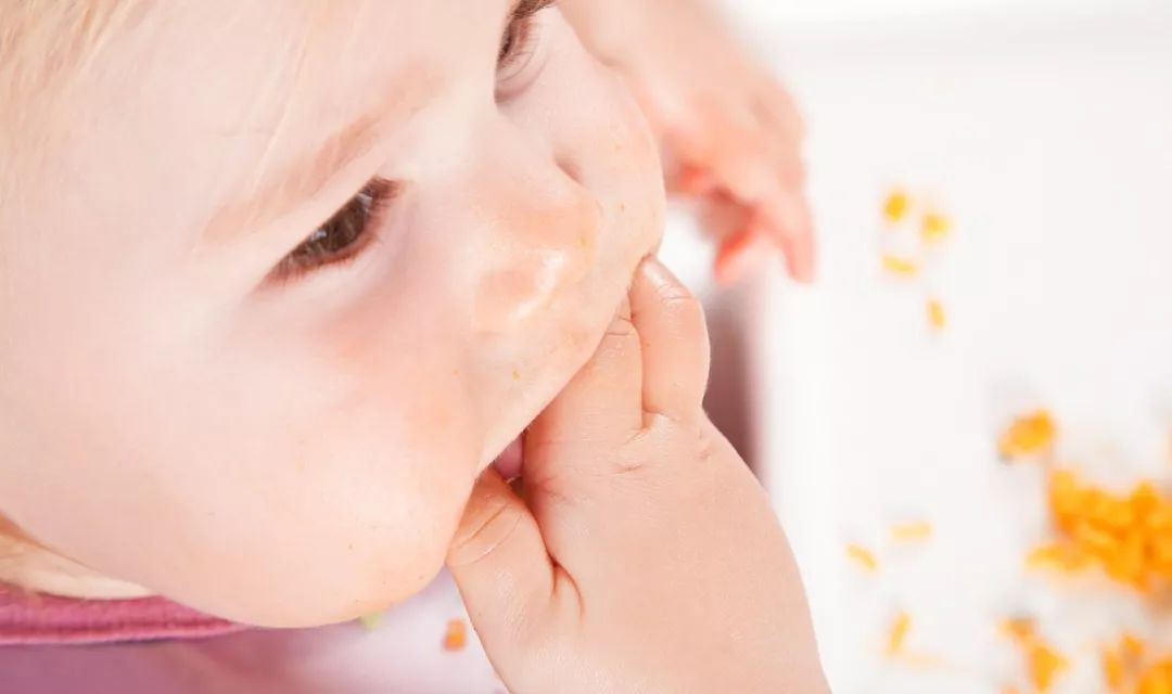 宝宝磨牙有什么好处,宝宝磨牙用什么方法解决