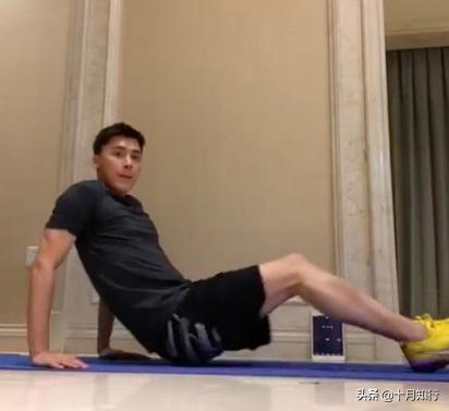 为什么c罗喜欢做卷腹,c罗发起卷腹挑战鹿晗