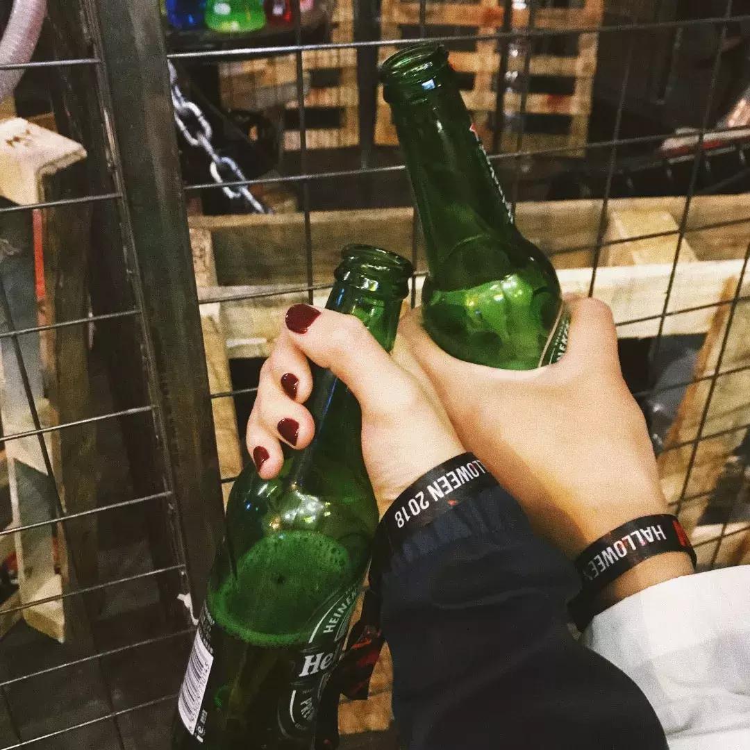 菜市男孩视频素材,菜市场男童