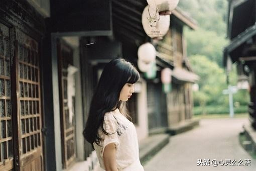 女人发微信三个信息说明她想你了,女人发微信三句话说明她想你了