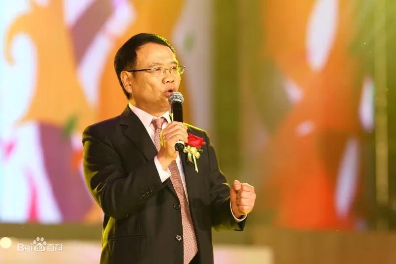 一代鞋王落幕四年关店3800家,中国鞋王不为人知的创业史