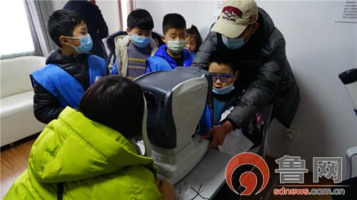 钂欑溂缁樼敾娲诲姩,娼嶅潑鏄庢鼎鐪肩鍖婚櫌鐪肩鍖荤敓