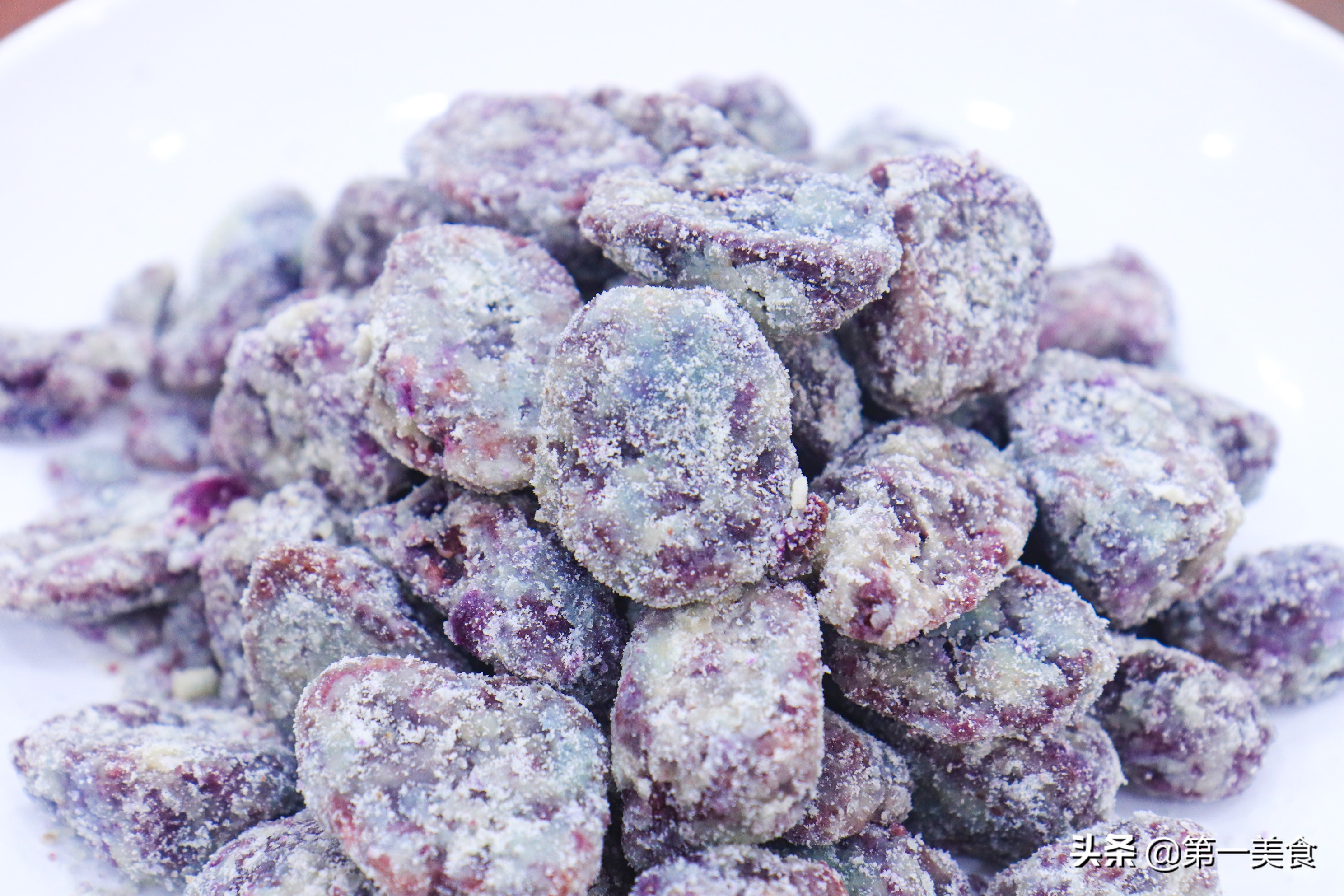 返沙紫薯家常做法,大厨教你做返沙芋头