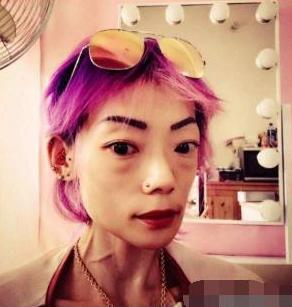 伍智恒年轻照片,伍智恒年轻模样